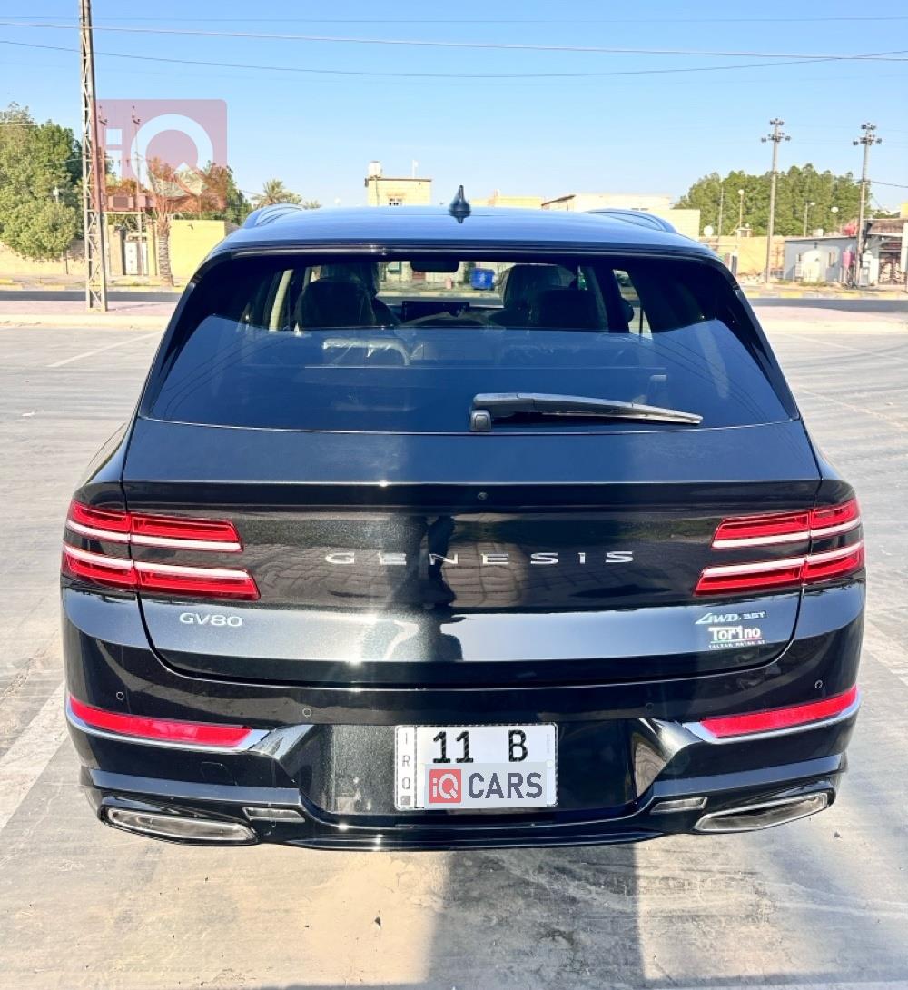 جێنسس GV80